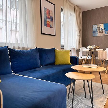 Top Centre Plovdiv Apt. With Parking For 4 Guests ภายนอก รูปภาพ