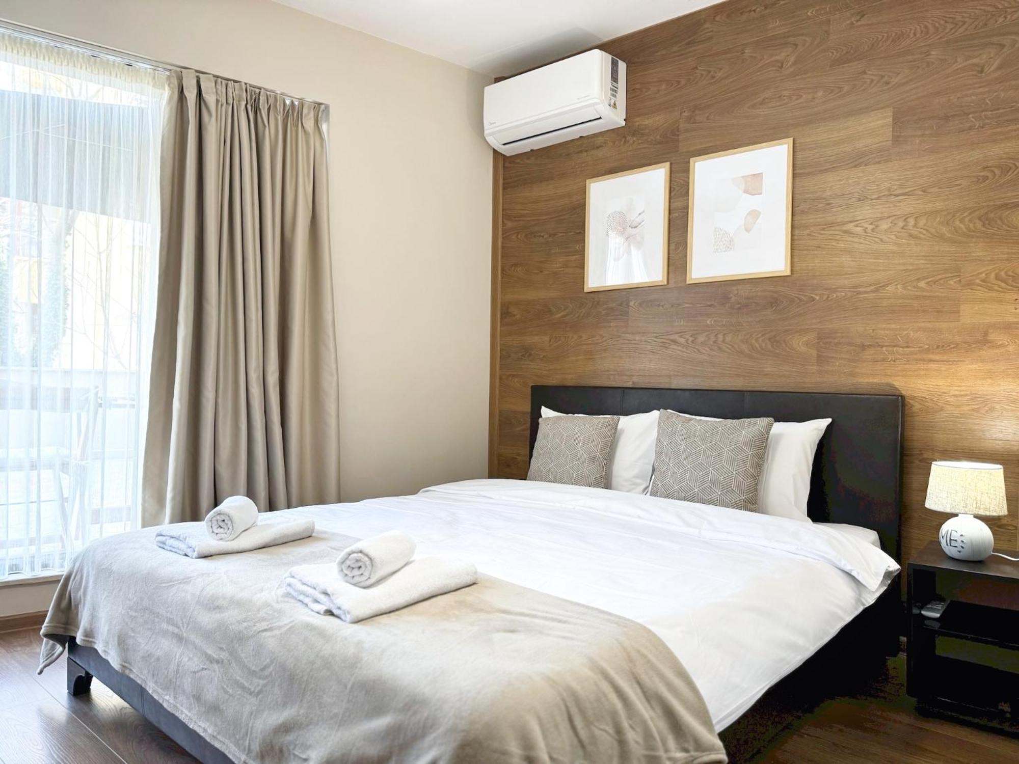 Top Centre Plovdiv Apt. With Parking For 4 Guests ภายนอก รูปภาพ