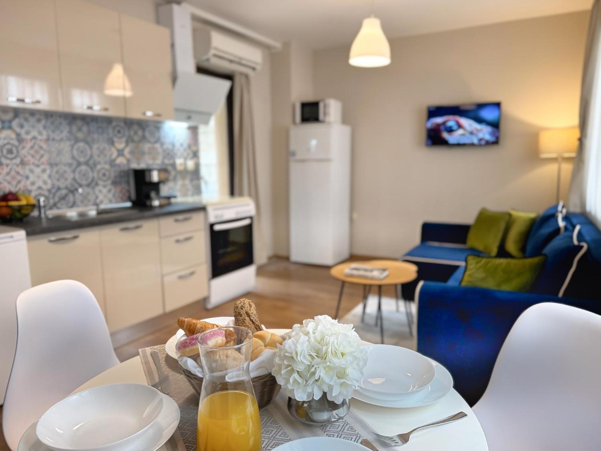 Top Centre Plovdiv Apt. With Parking For 4 Guests ภายนอก รูปภาพ