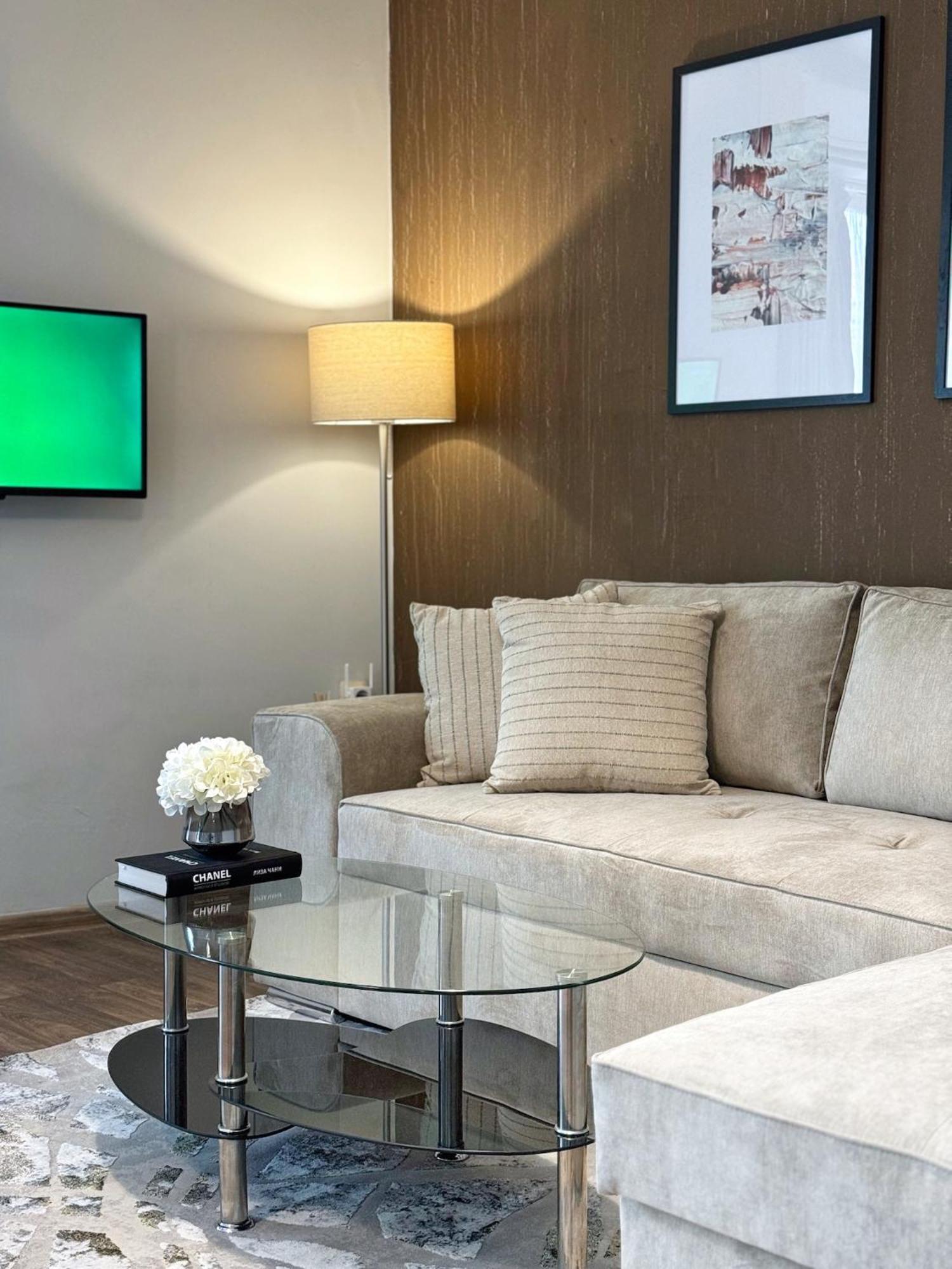 Top Centre Plovdiv Apt. With Parking For 4 Guests ภายนอก รูปภาพ