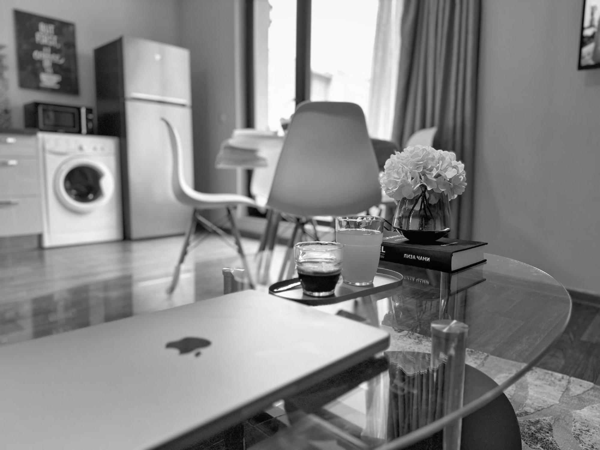 Top Centre Plovdiv Apt. With Parking For 4 Guests ภายนอก รูปภาพ